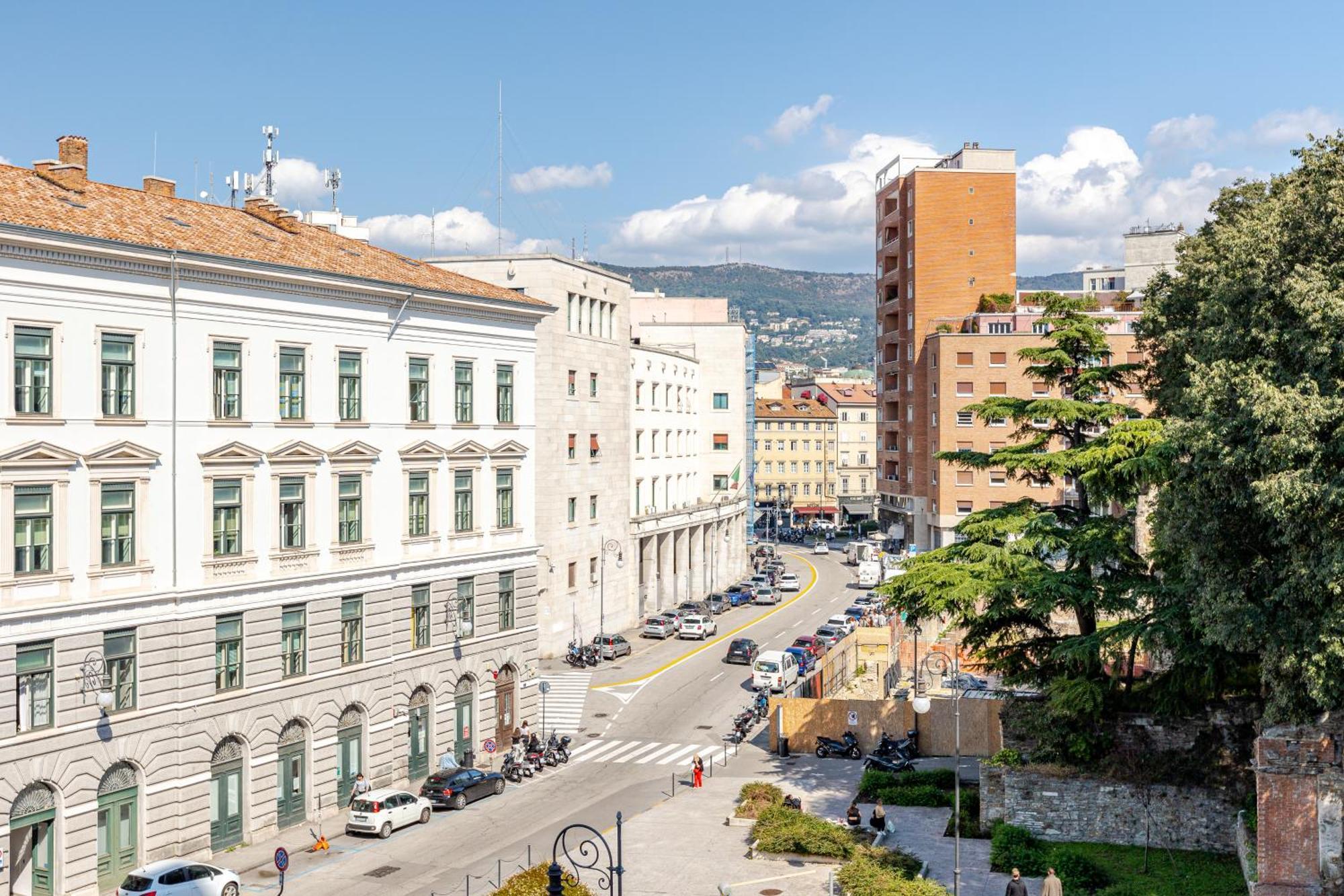 Teatro Romano Suites - Isabella Trieste Eksteriør bilde